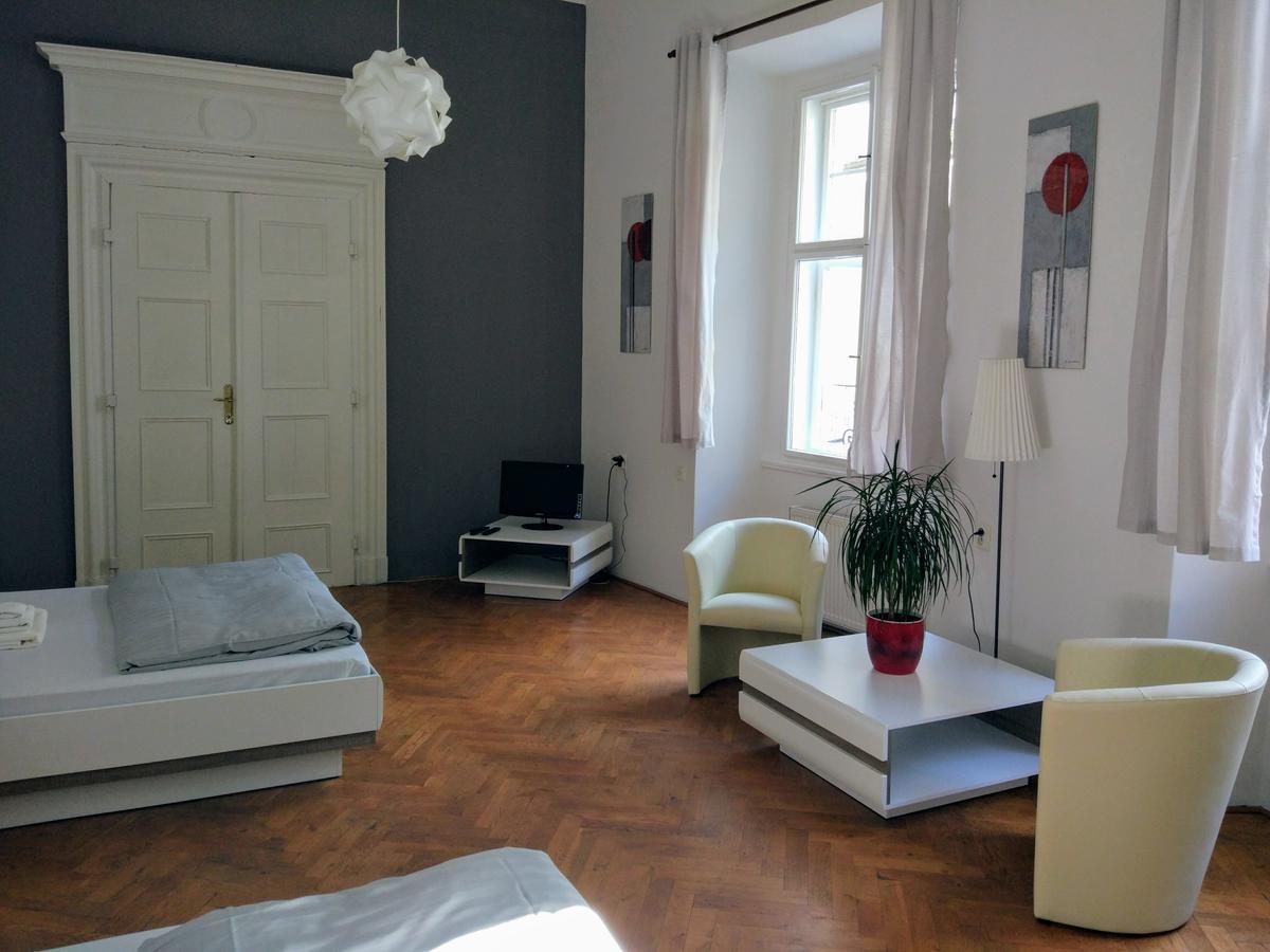 Tynska 7 Apartament